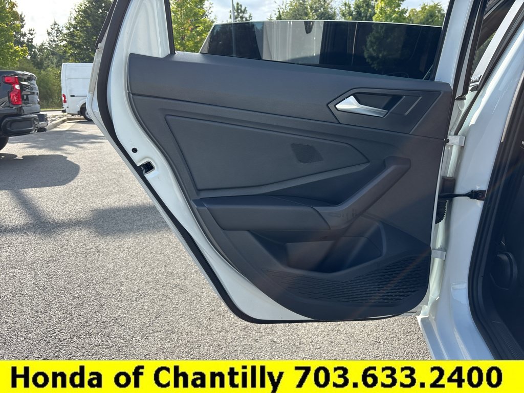Used 2023 Volkswagen Jetta Sport FWD image 28