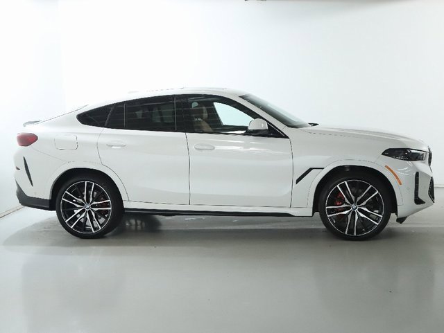 Used 2026 BMW X6 xDrive40i w/ Premium Package image 11