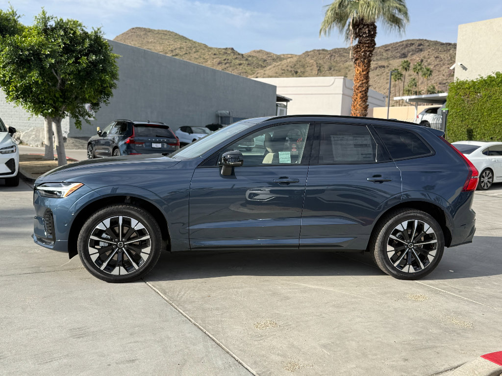 New 2026 Volvo XC60 B5 Plus w/ Protection Package Premier AWD/4WD image 4