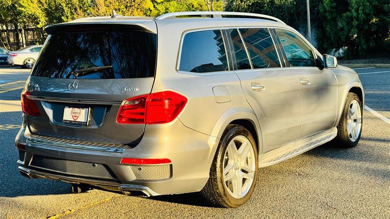 Used 2014 Mercedes-Benz GL 550 4MATIC image 10