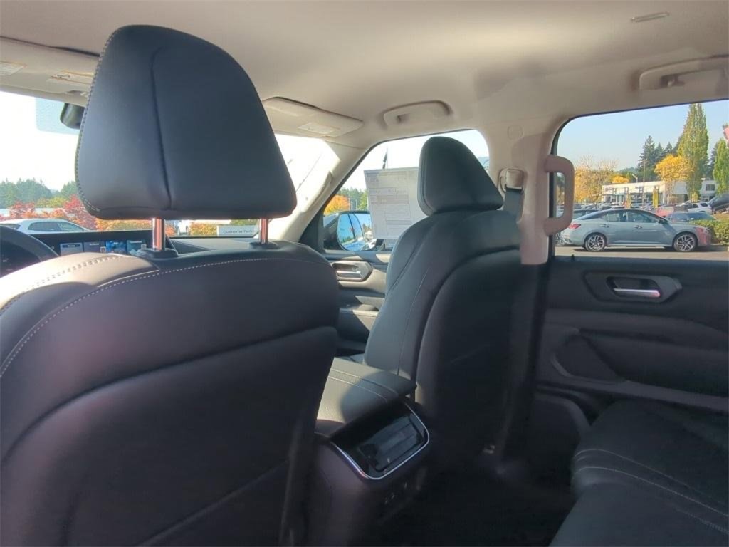 New 2026 Nissan Armada SV image 21