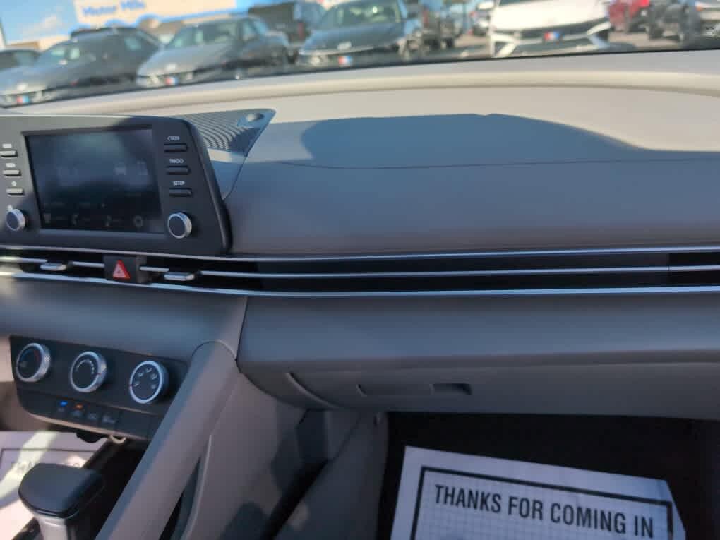 New 2026 Hyundai Elantra SE FWD image 26