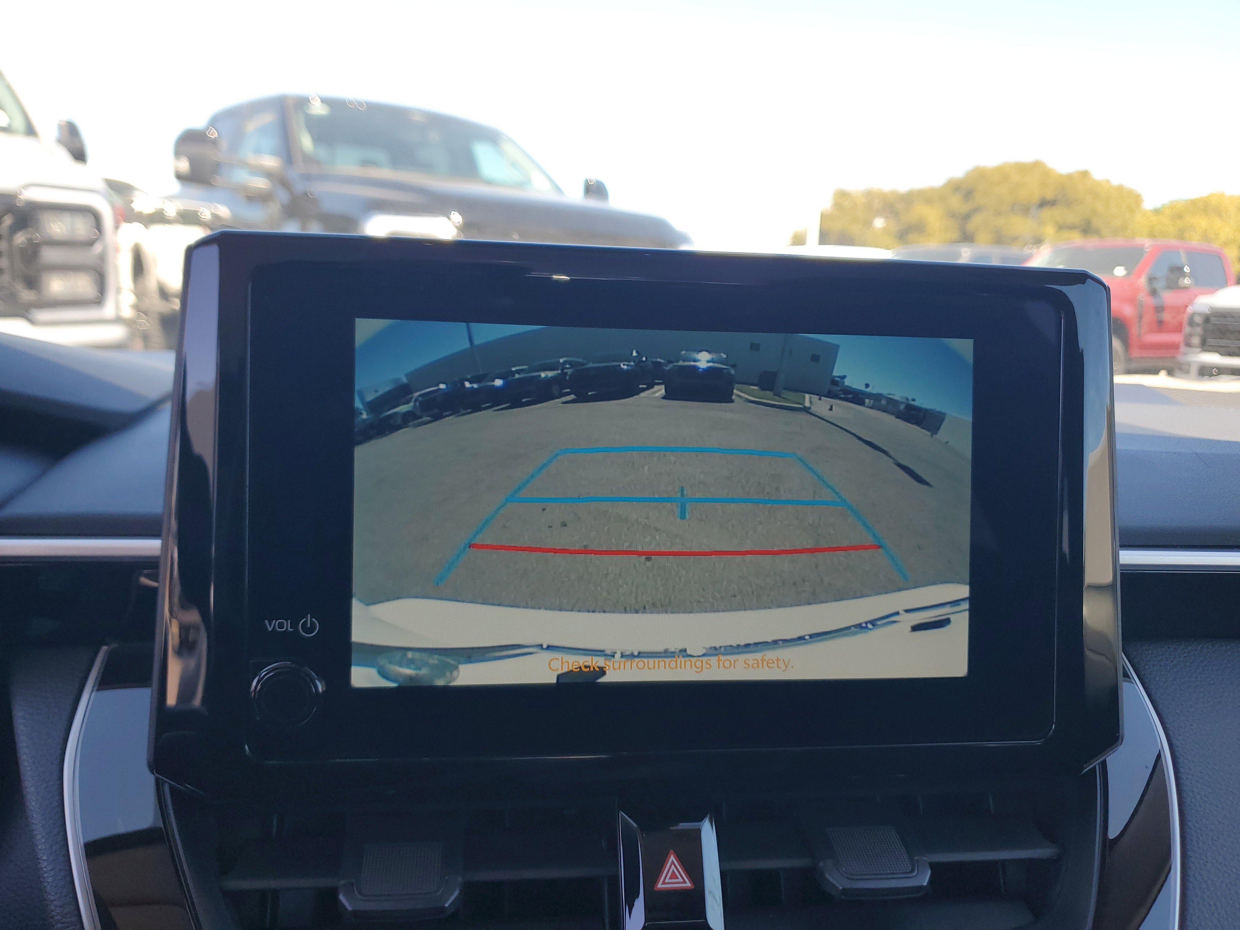 Used 2025 Toyota Corolla LE image 10