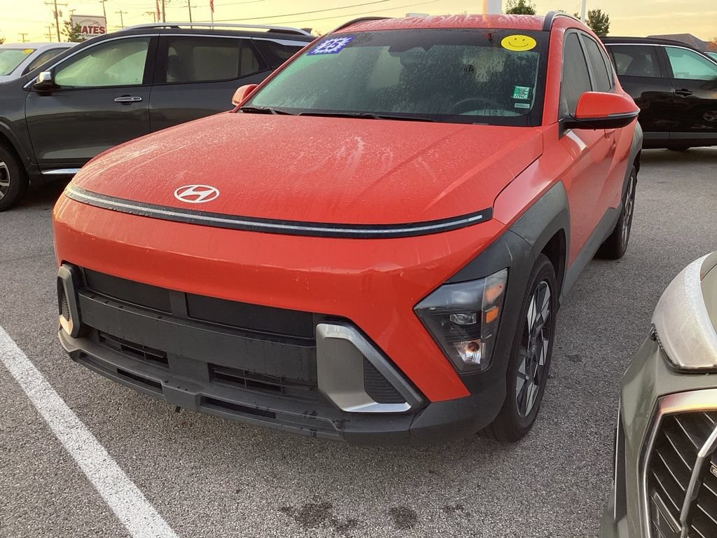 Used 2025 Hyundai Kona SEL FWD image 3
