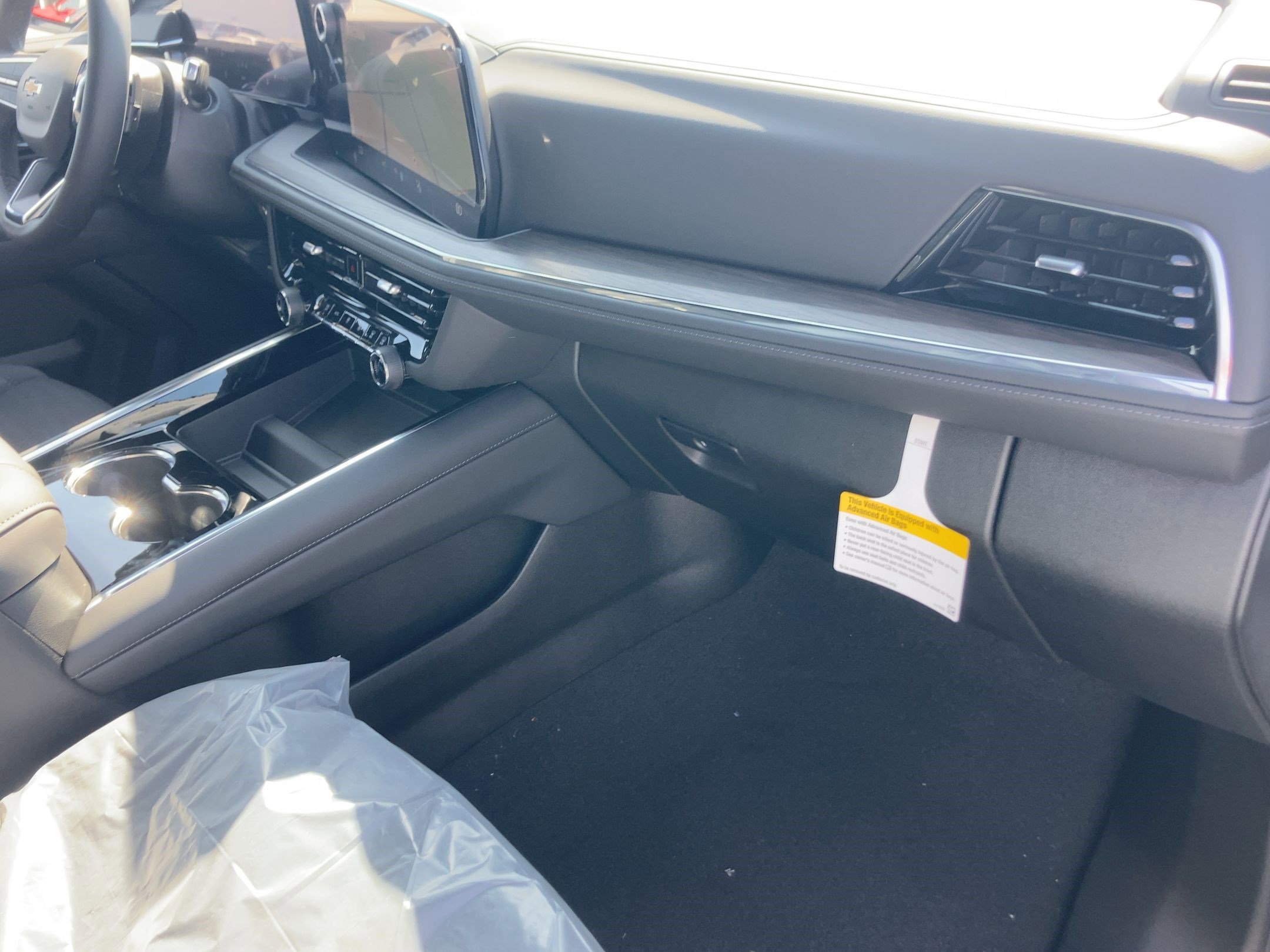 New 2026 Chevrolet Suburban LS image 20