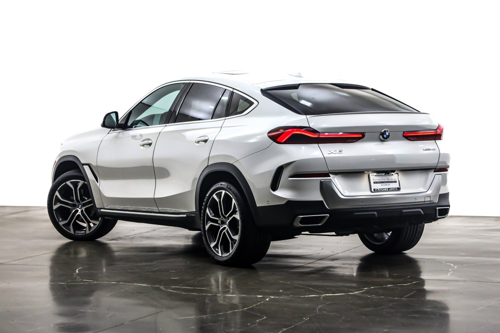 Used 2022 BMW X6 xDrive40i w/ Premium Package image 12