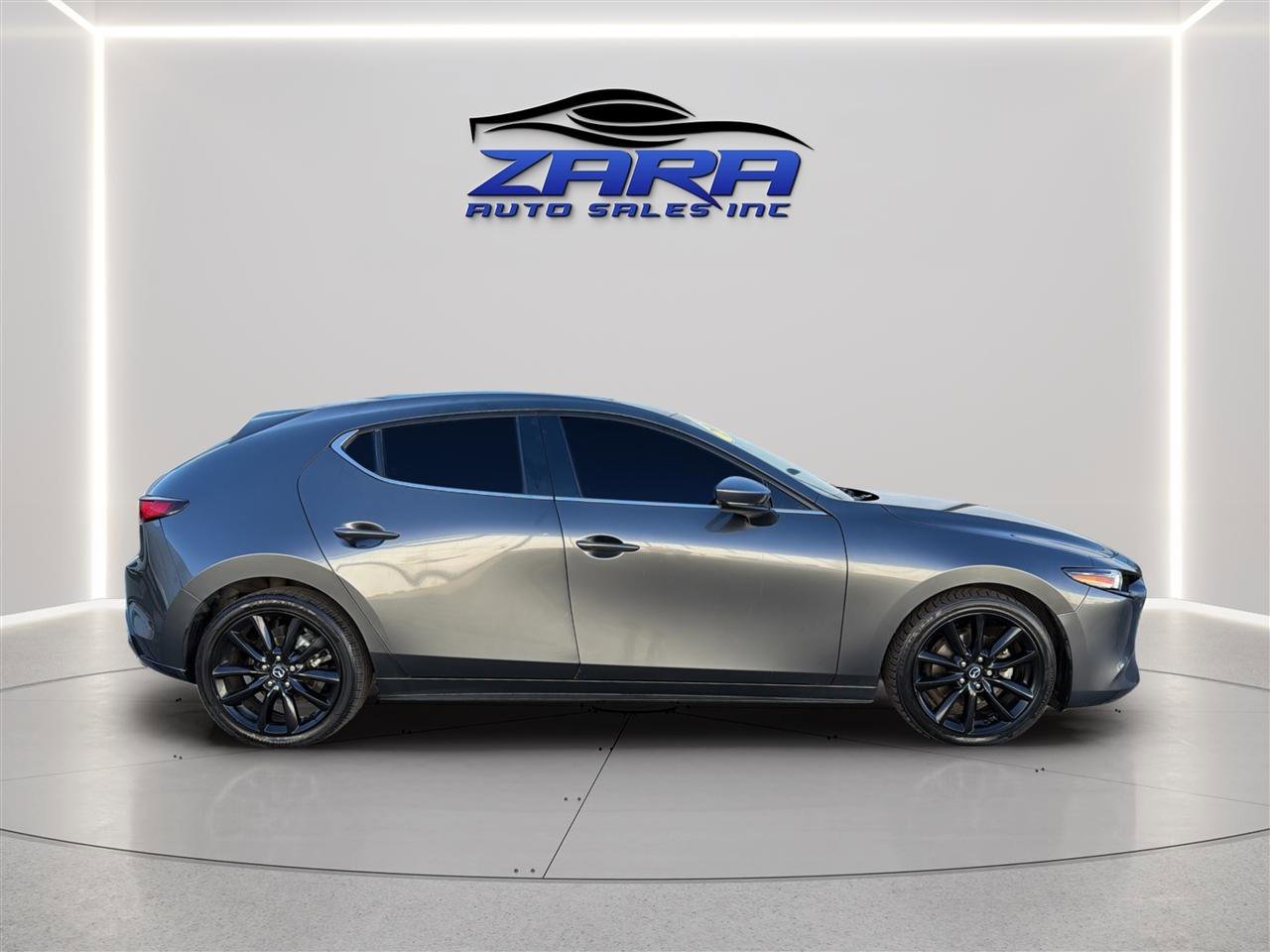 Used 2019 MAZDA MAZDA3 AWD Auto w/Premium Pkg image 8