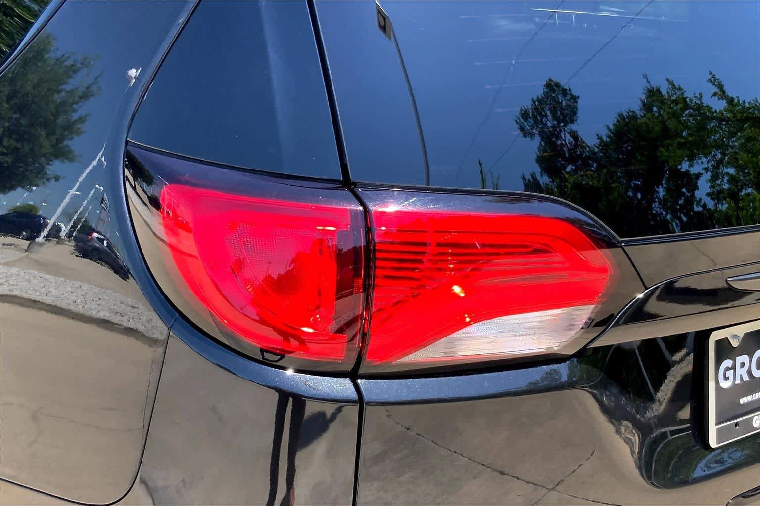 Used 2019 Chrysler Pacifica Touring Plus w/ S Appearance Package FWD image 27