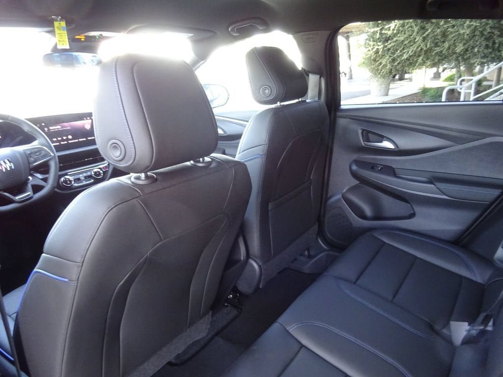New 2026 Buick Envista Sport Touring w/ Convenience I Package FWD image 18