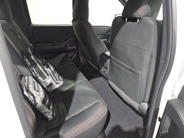 New 2026 Nissan Frontier PRO-4X w/ Pro-4x Convenience Package image 16