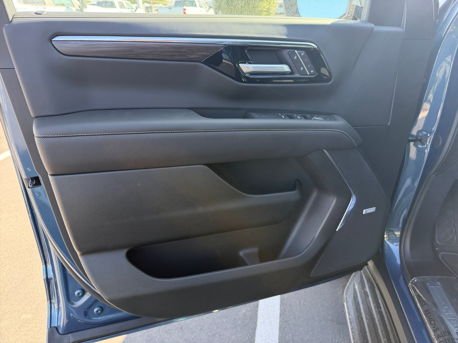 New 2026 Chevrolet Tahoe Premier AWD/4WD image 13