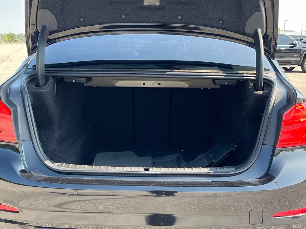 Used 2018 BMW 540i xDrive AWD/4WD image 26
