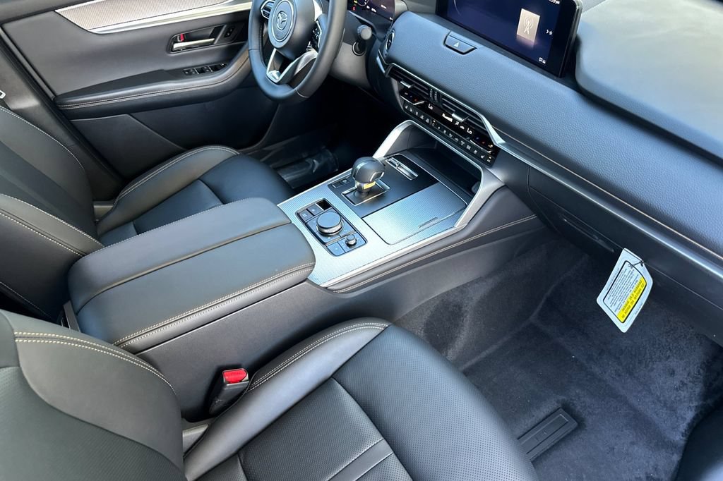 New 2026 MAZDA CX-70 SC AWD/4WD image 16