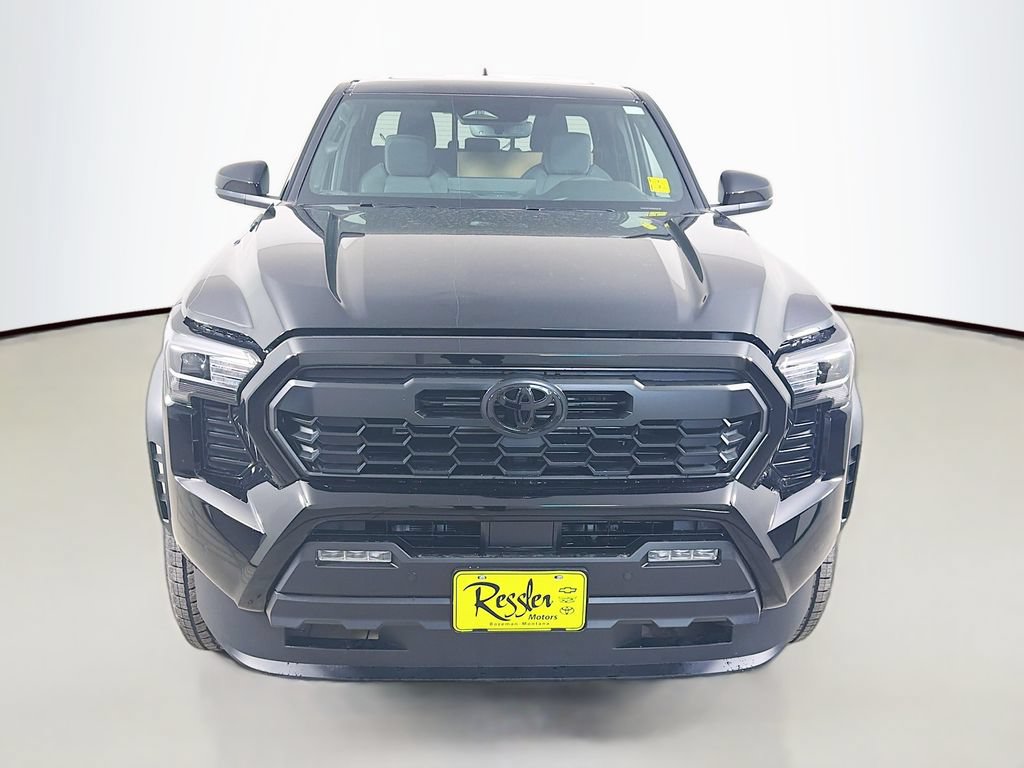 New 2026 Toyota Tacoma TRD Off-Road AWD/4WD image 2
