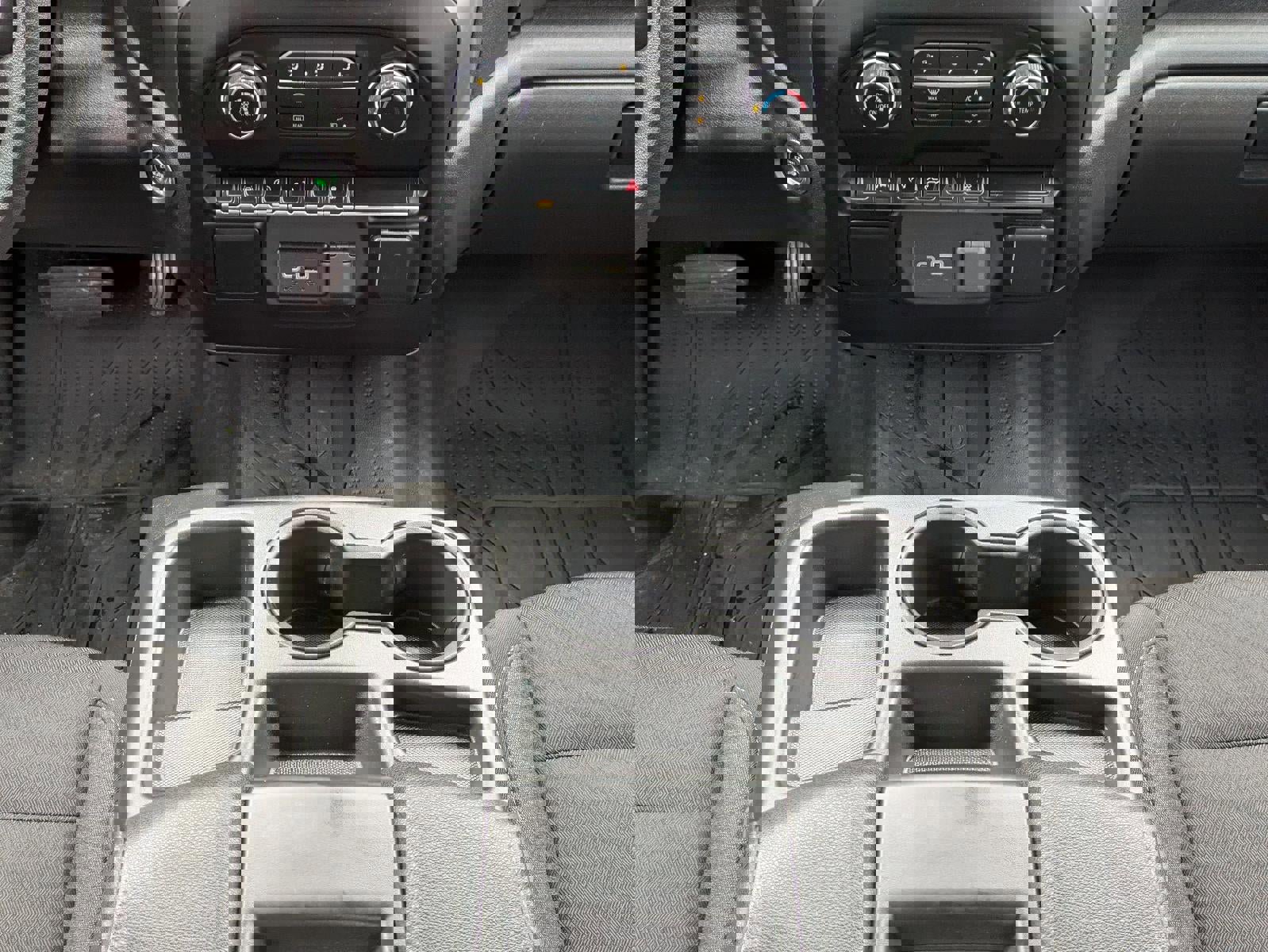 Used 2022 Chevrolet Silverado 1500 Custom image 19