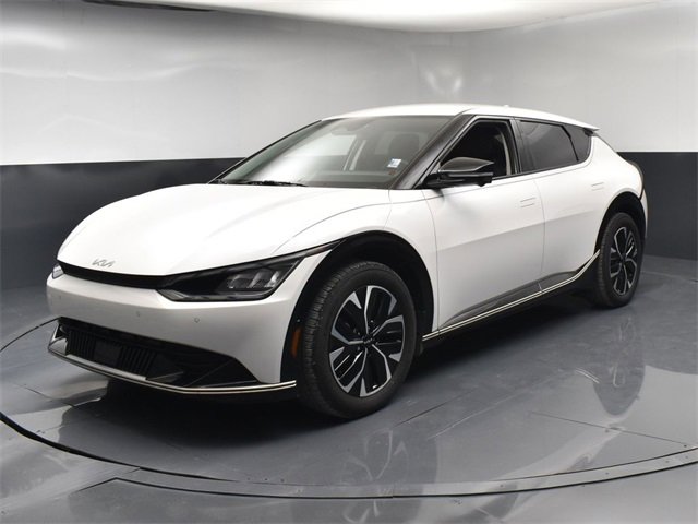 Used 2024 Kia EV6 Wind w/ Wind Technology Package image 4