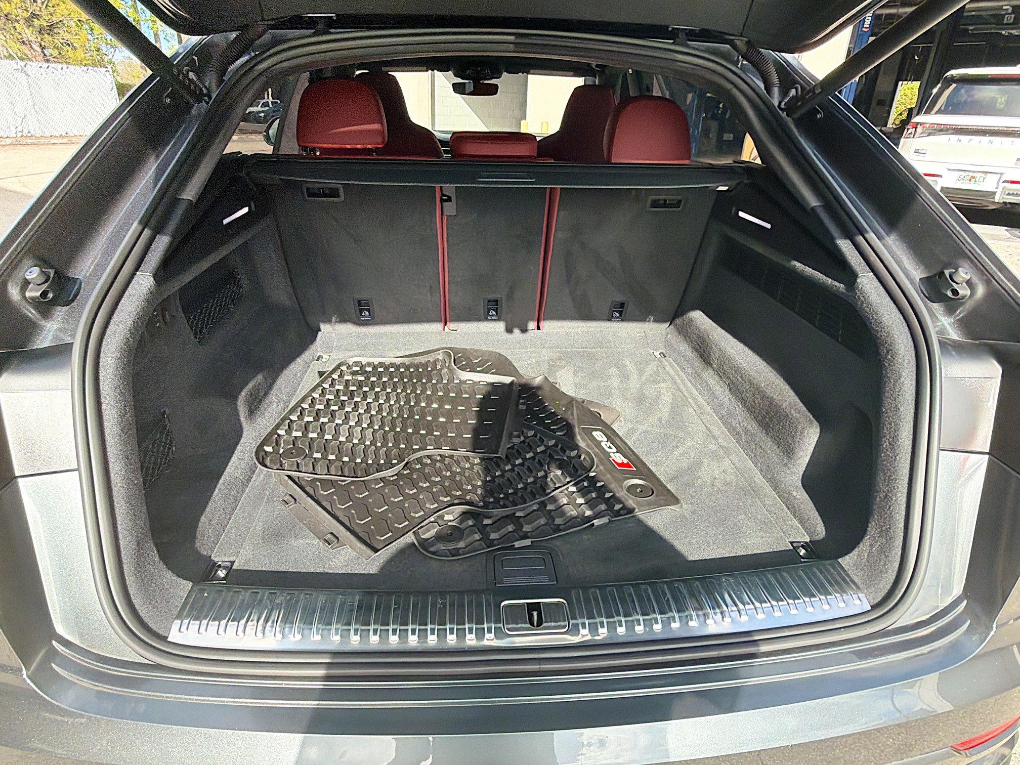 Used 2023 Audi SQ8 Prestige w/ Prestige Package image 27