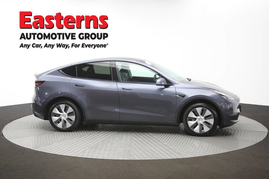 Used 2021 Tesla Model Y Long Range AWD/4WD image 39