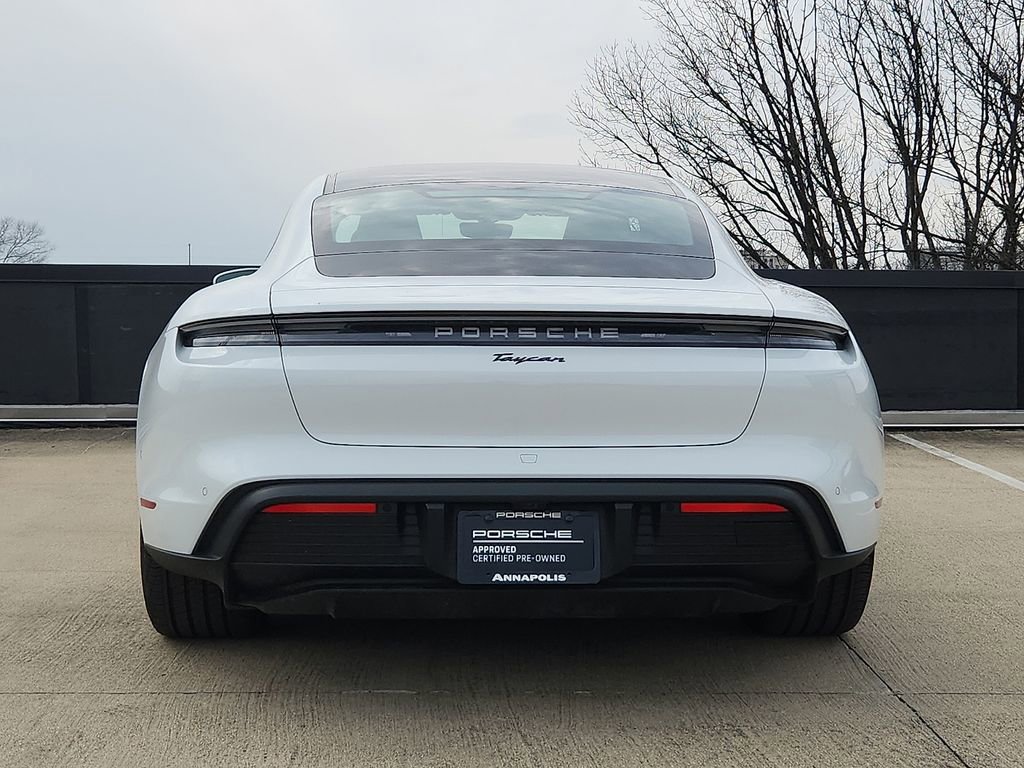 Used 2025 Porsche Taycan image 9