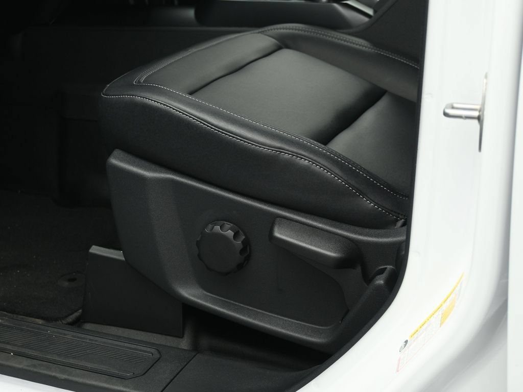 New 2026 Ford Bronco Badlands AWD/4WD image 9