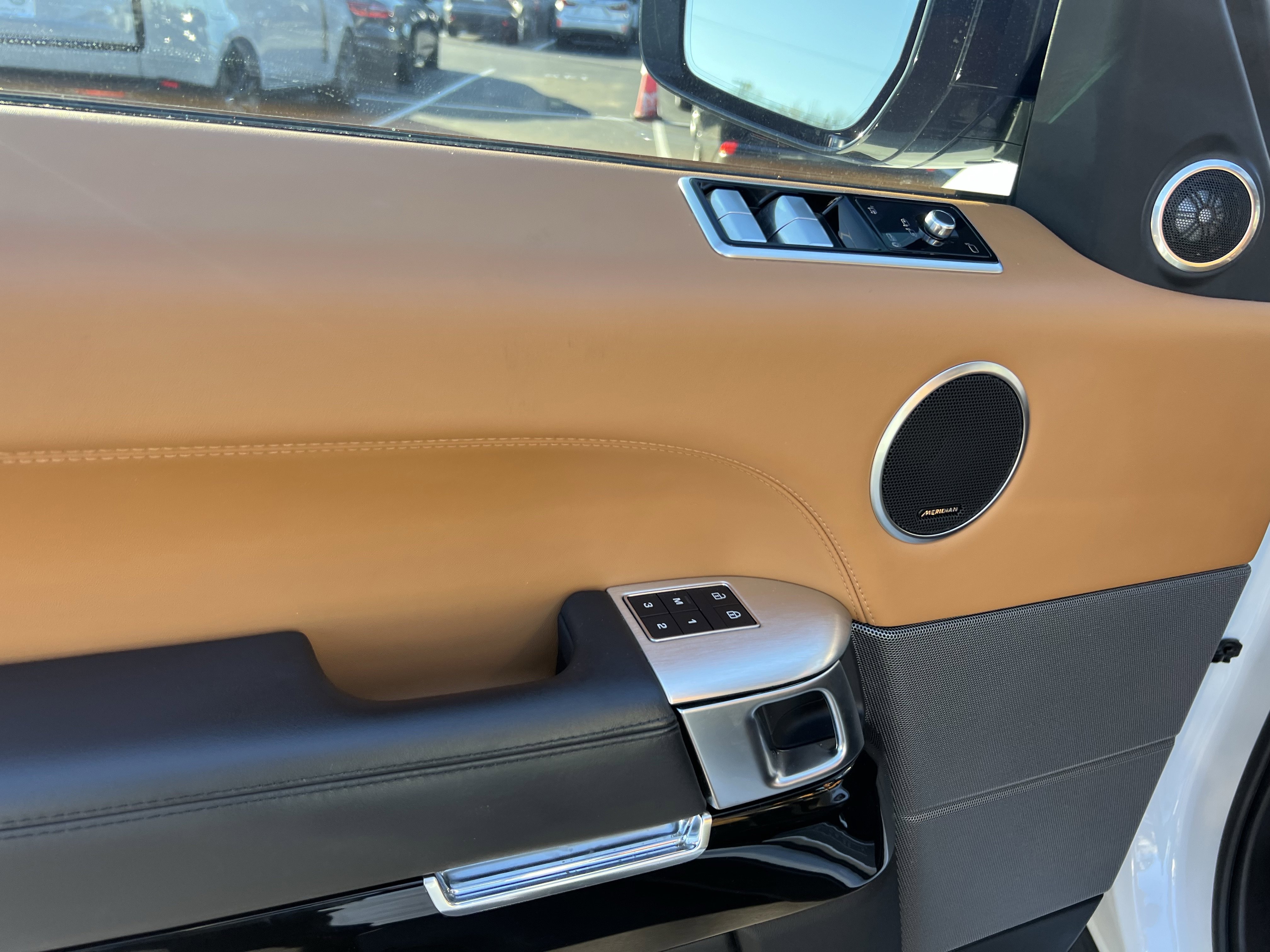 Certified 2022 Land Rover Range Rover Sport SVR image 14