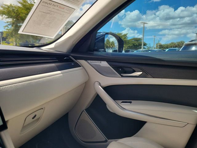 Used 2021 Jaguar F-PACE R-Dynamic S image 29