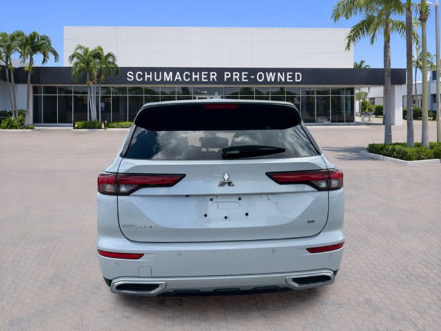 Used 2022 Mitsubishi Outlander SE FWD image 6