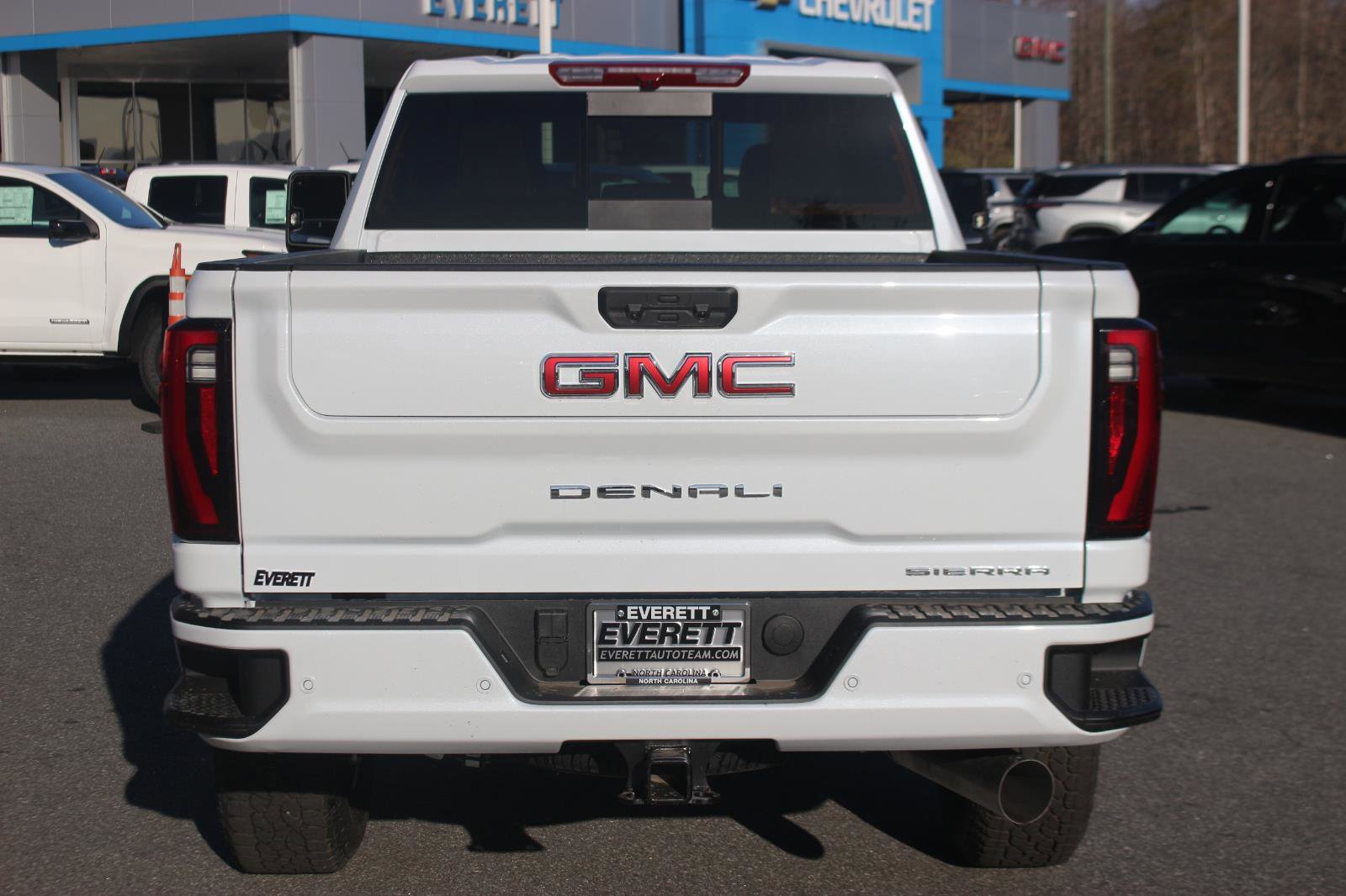New 2026 GMC Sierra 2500 Denali image 6