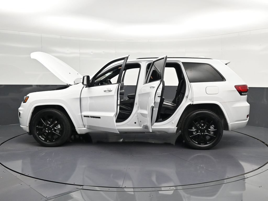 Used 2021 Jeep Grand Cherokee Laredo X RWD image 41