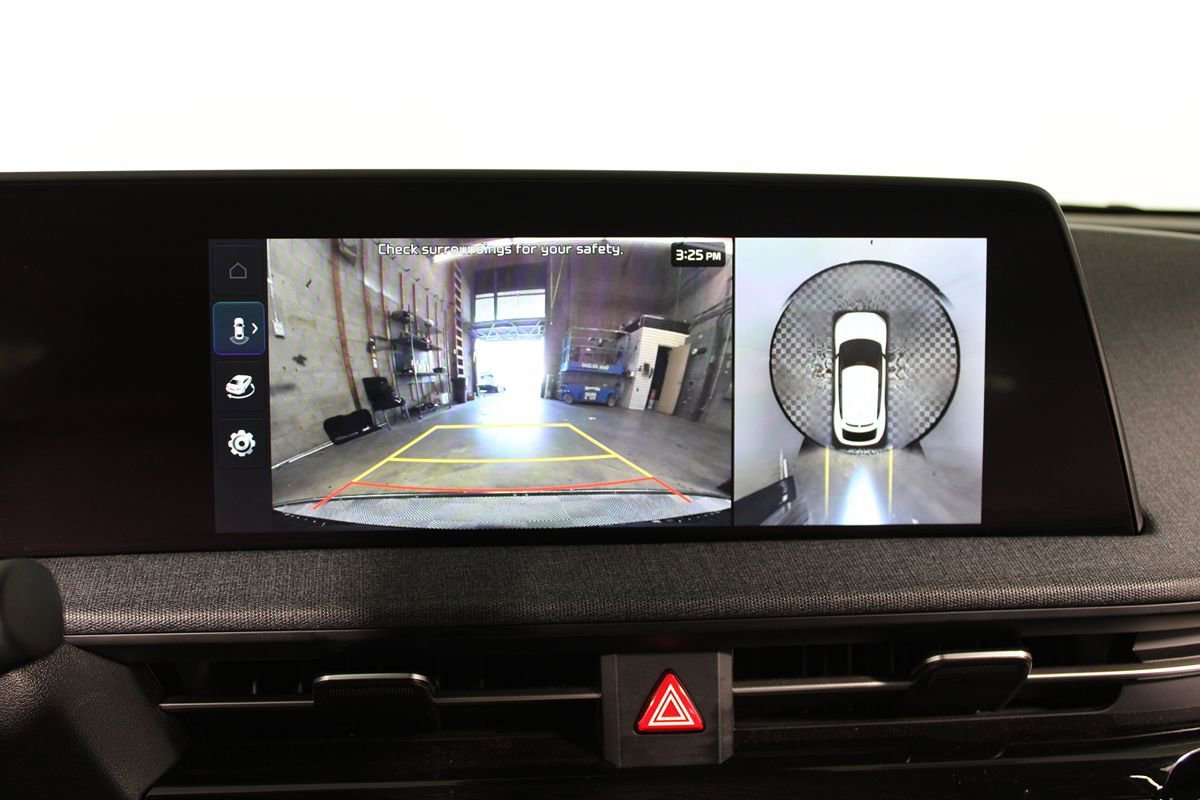 Used 2023 Kia EV6 Wind w/ Wind Technology Package AWD/4WD image 20