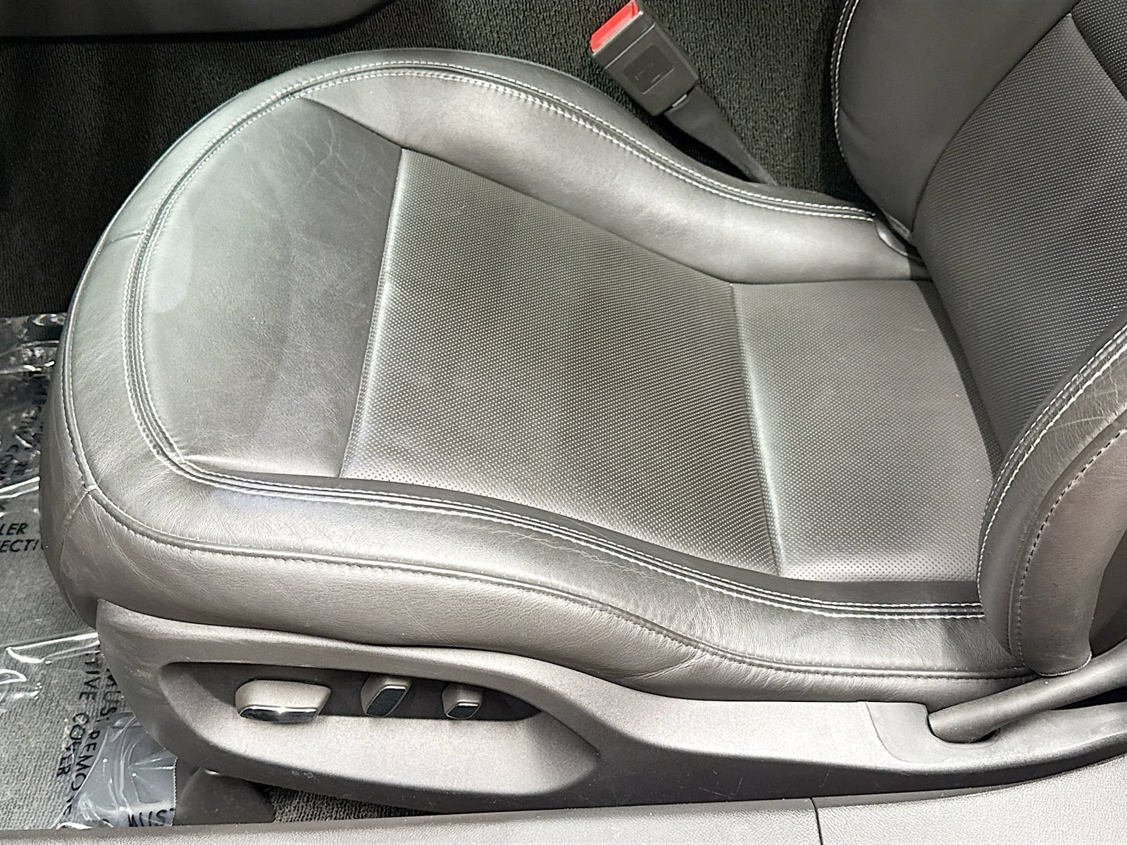 Used 2014 Chevrolet Corvette Stingray Coupe w/ 3LT Preferred Equipment Group RWD image 23