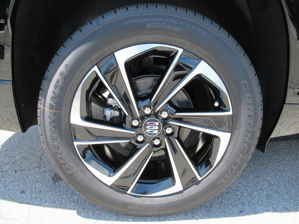 New 2026 Buick Enclave Sport Touring w/ Power Package FWD image 8