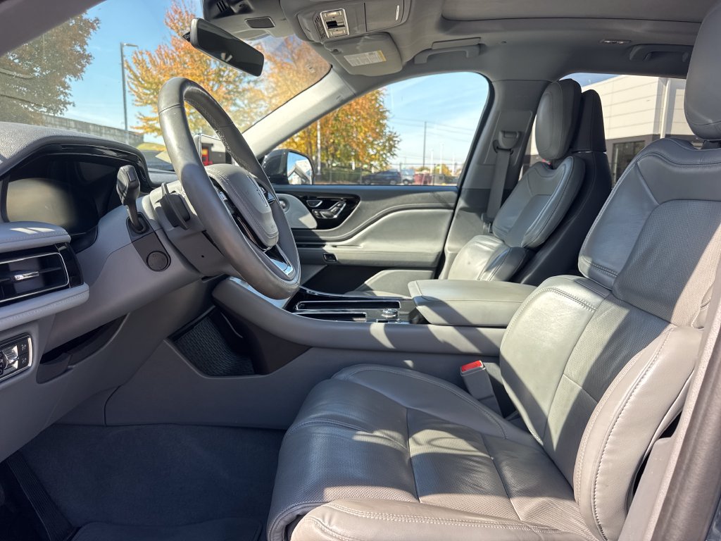 Used 2020 Lincoln Aviator Reserve w/ Equipment Group 202A AWD/4WD image 14