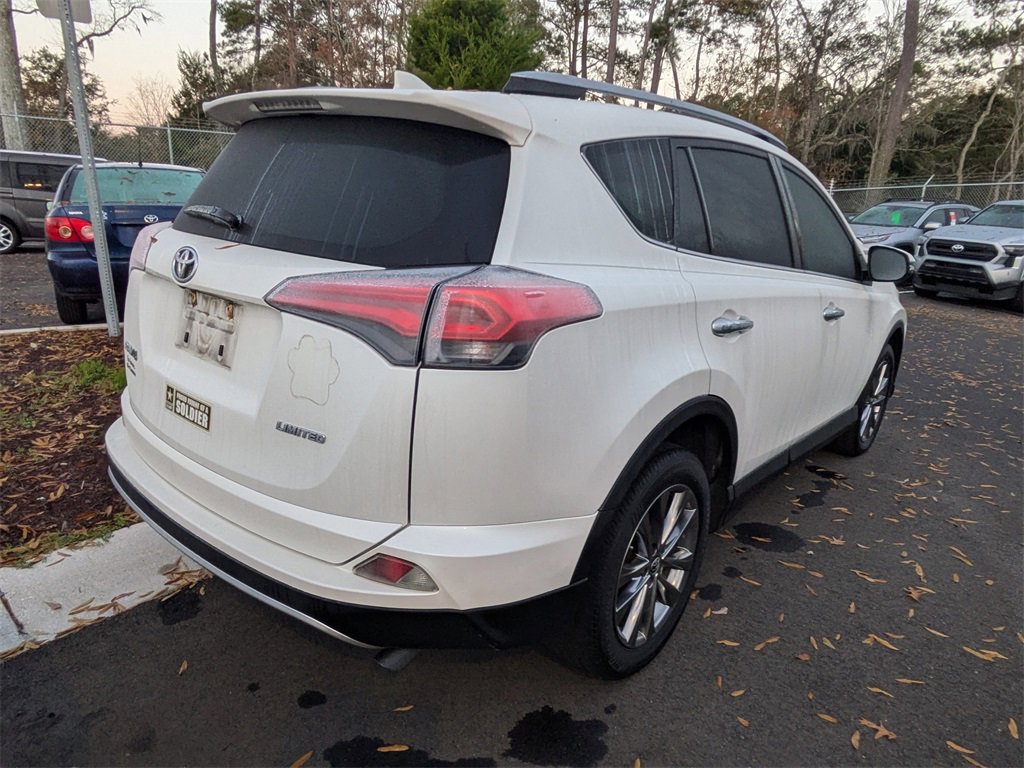 Used 2017 Toyota RAV4 Limited image 7