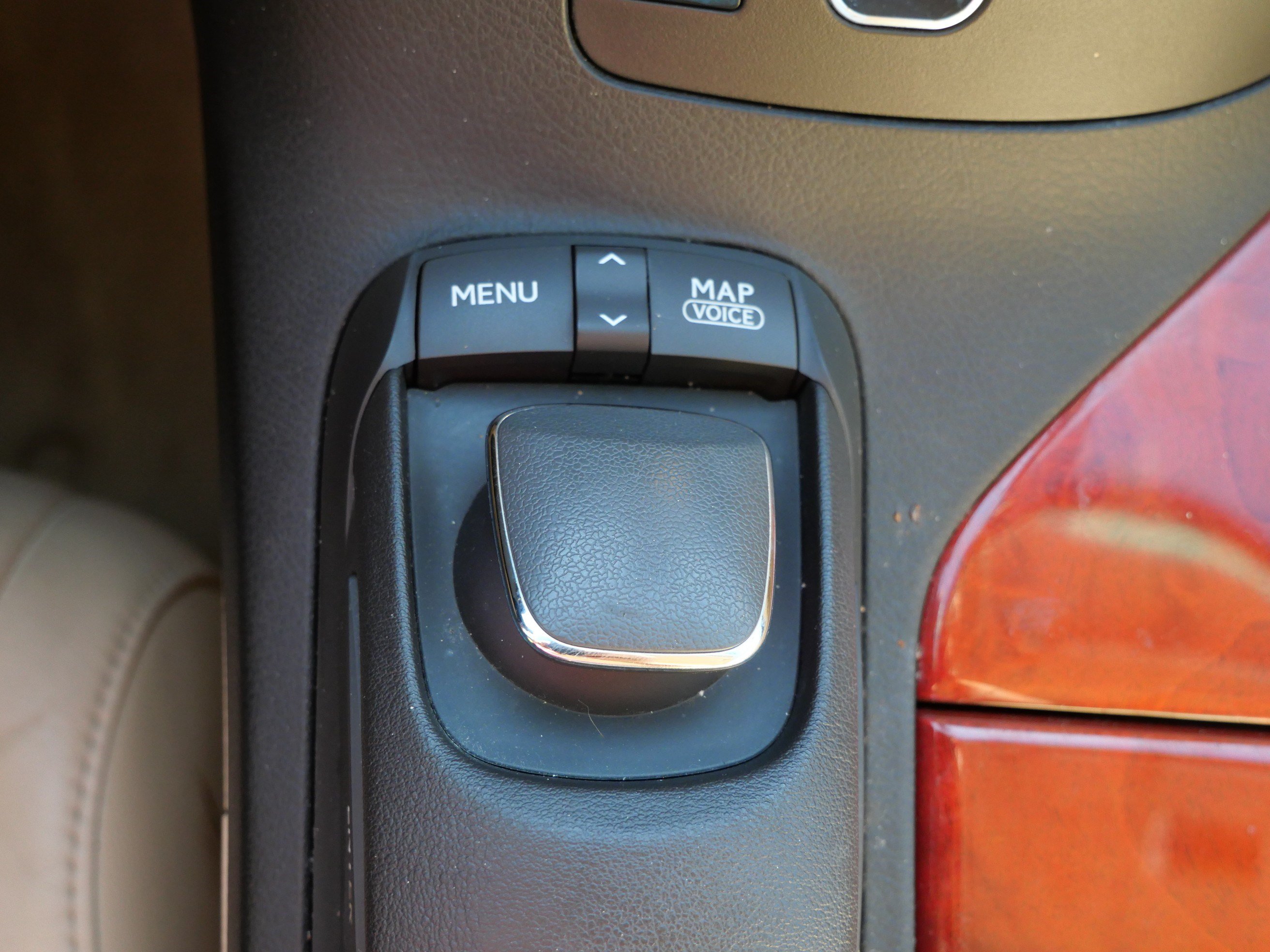 Used 2010 Lexus RX 350 2WD w/ Premium Pkg image 31