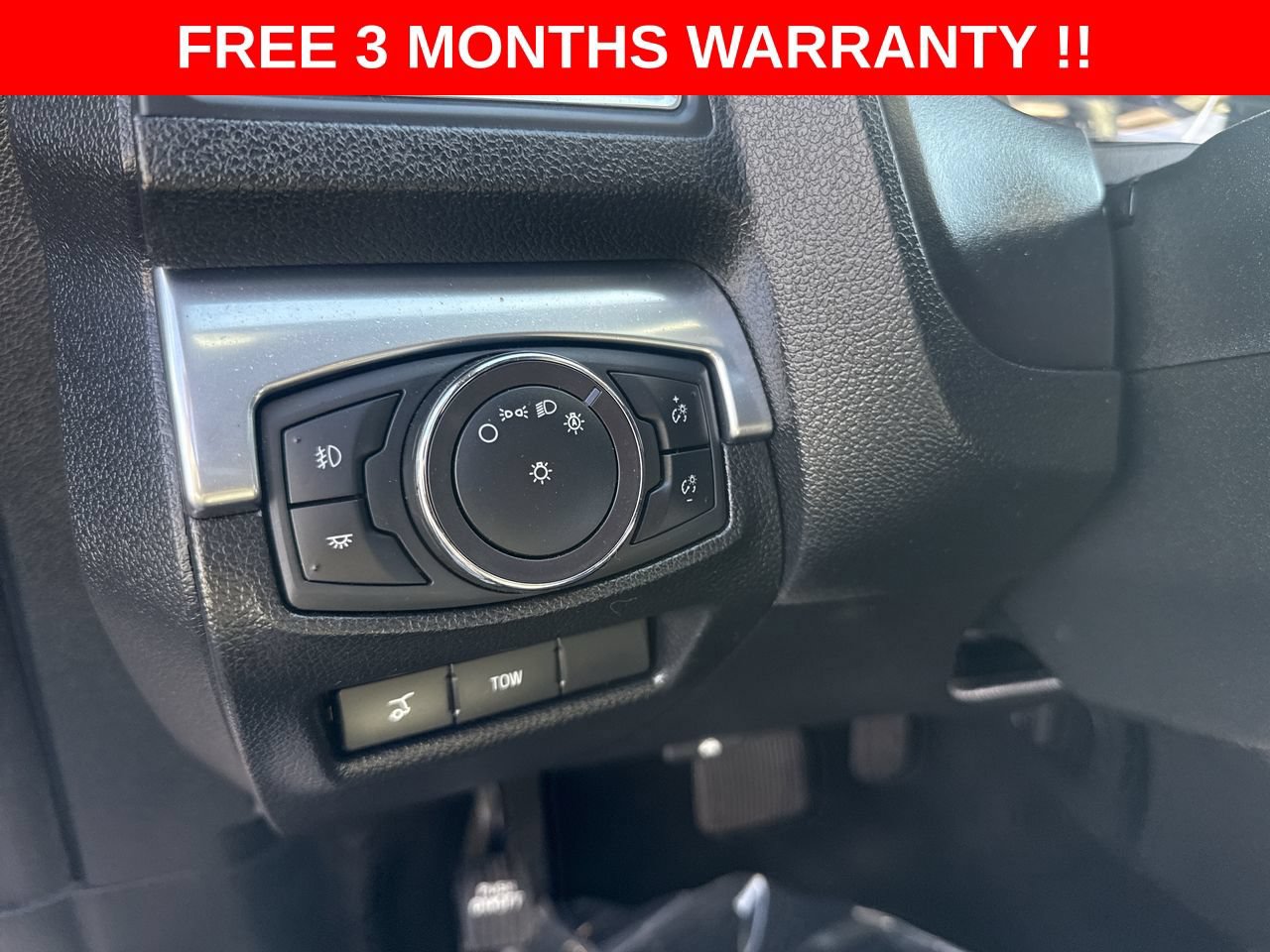 Used 2019 Ford Explorer Sport w/ Equipment Group 401A AWD/4WD image 28