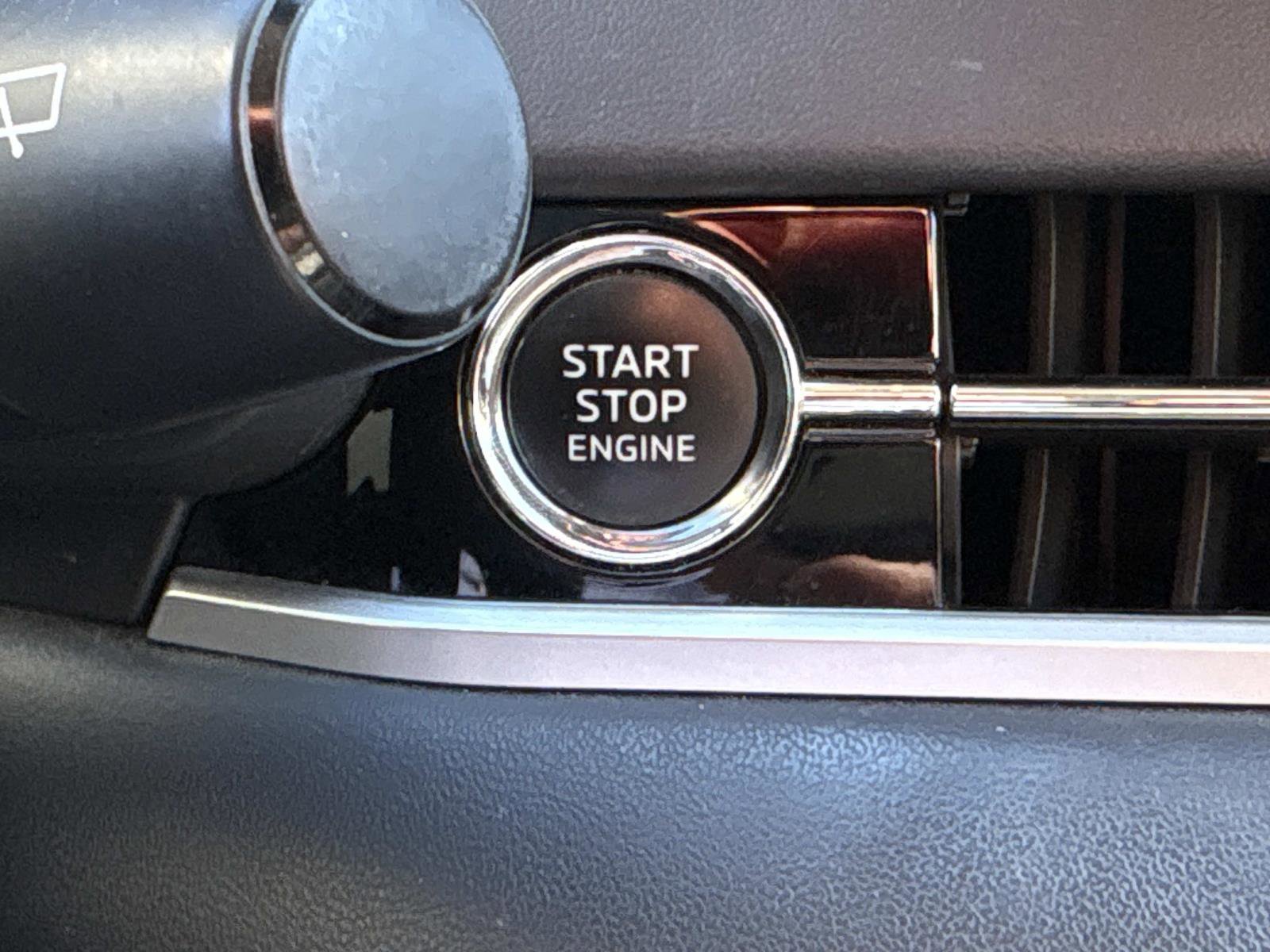 Used 2022 Mitsubishi Outlander SE image 28