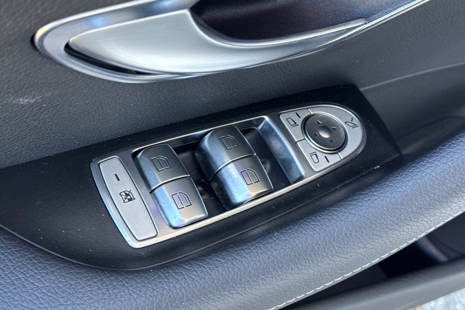 Certified 2023 Mercedes-Benz E 450 4MATIC Sedan image 14