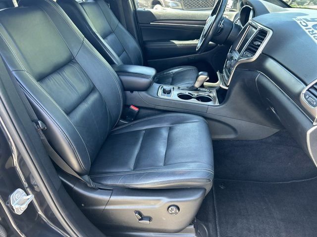 Used 2016 Jeep Grand Cherokee Limited image 16