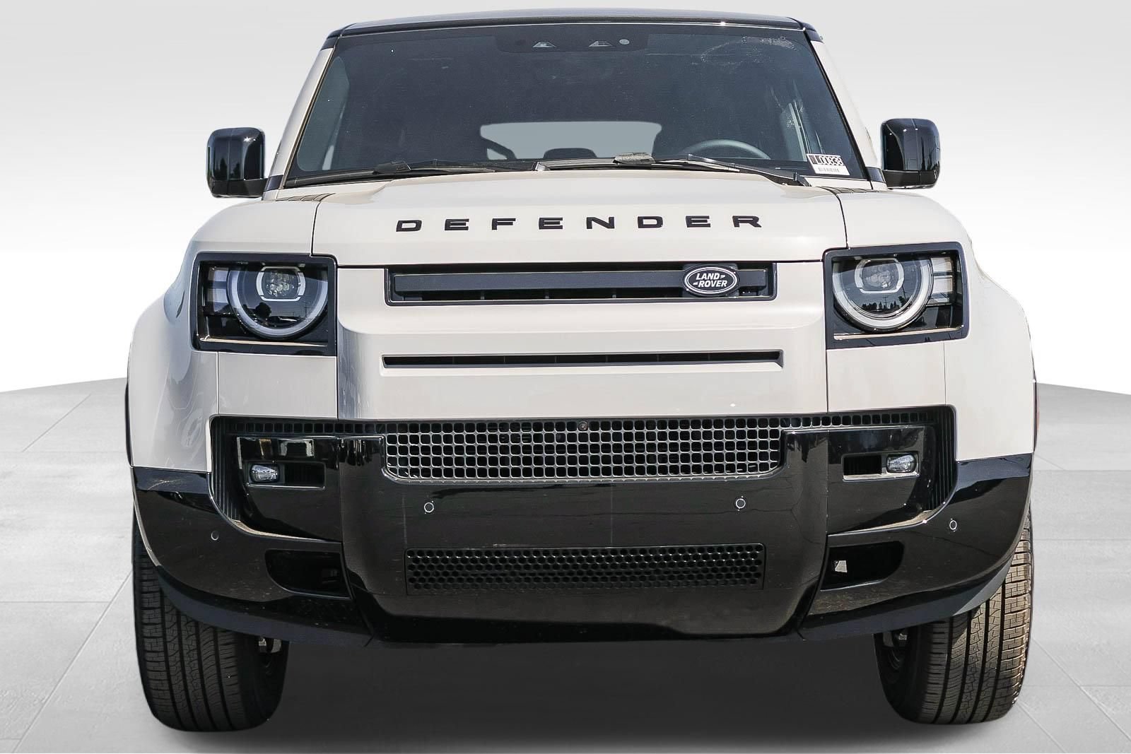 New 2026 Land Rover Defender 110 X-Dynamic SE AWD/4WD image 2