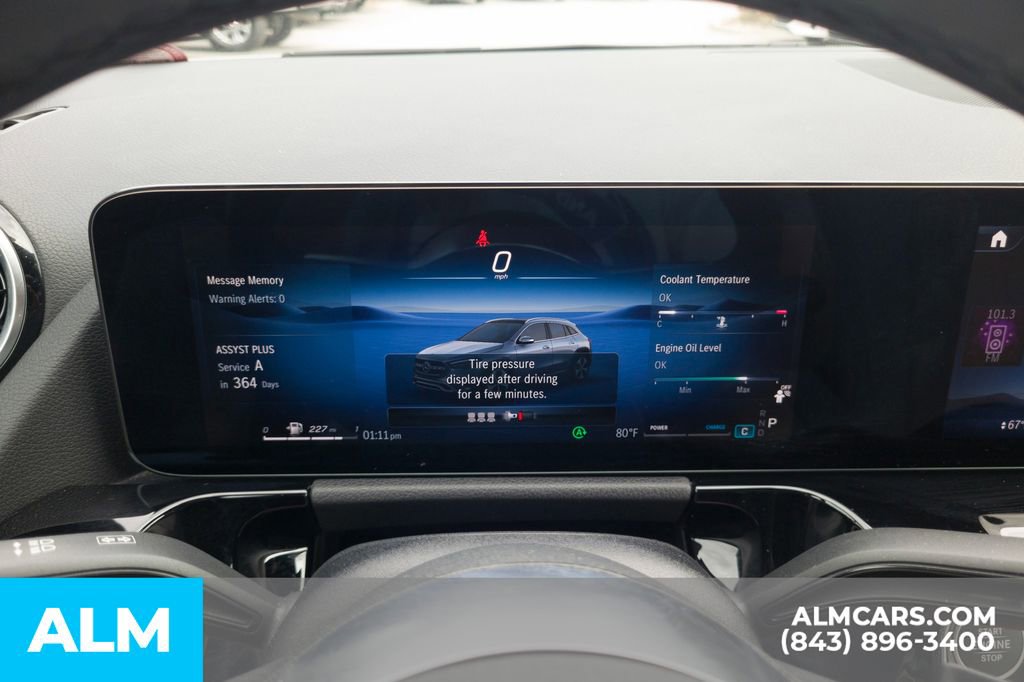 Used 2025 Mercedes-Benz GLA 250 4MATIC image 31