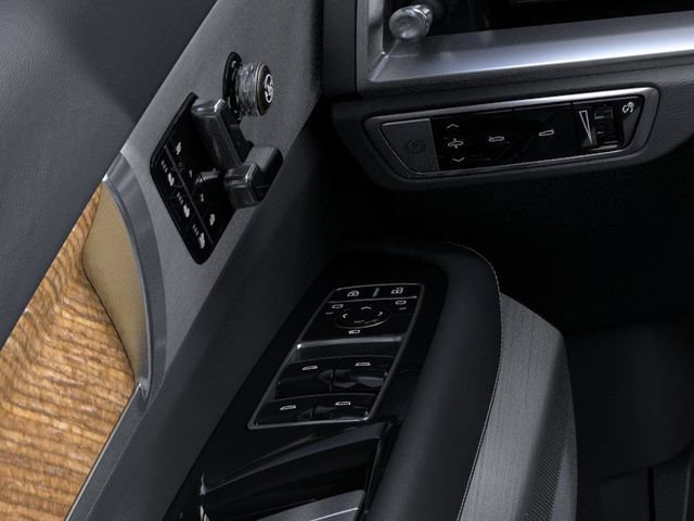 New 2027 Cadillac Vistiq Premium Luxury w/ LPO, Floor Liner Package AWD/4WD image 22