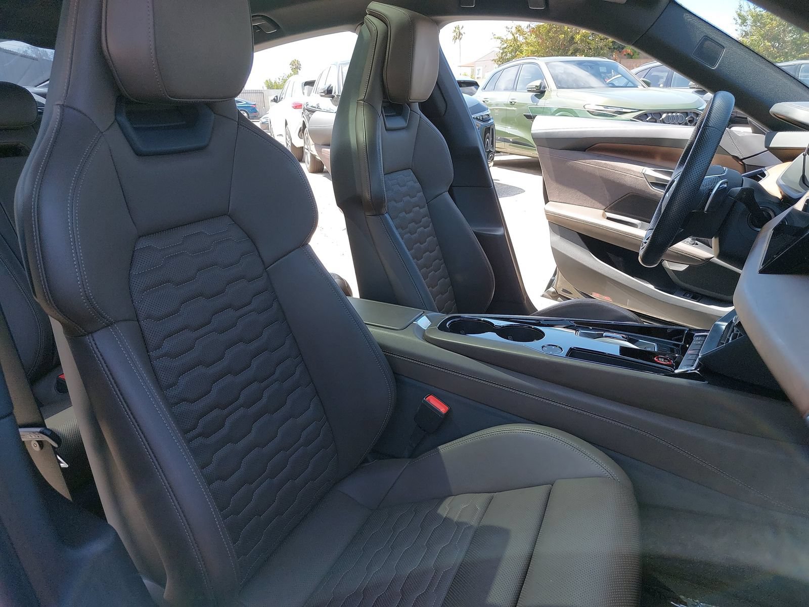 Used 2024 Audi e-tron GT Premium Plus w/ Executive Package AWD/4WD image 10