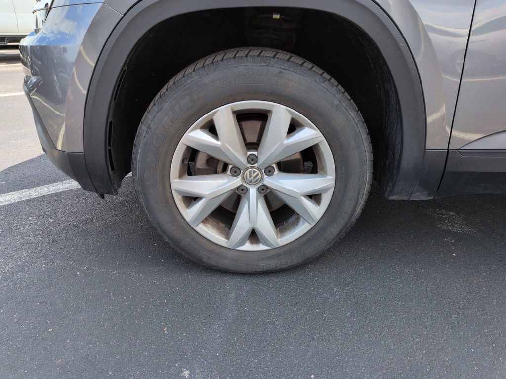 Used 2018 Volkswagen Atlas SE AWD/4WD image 26