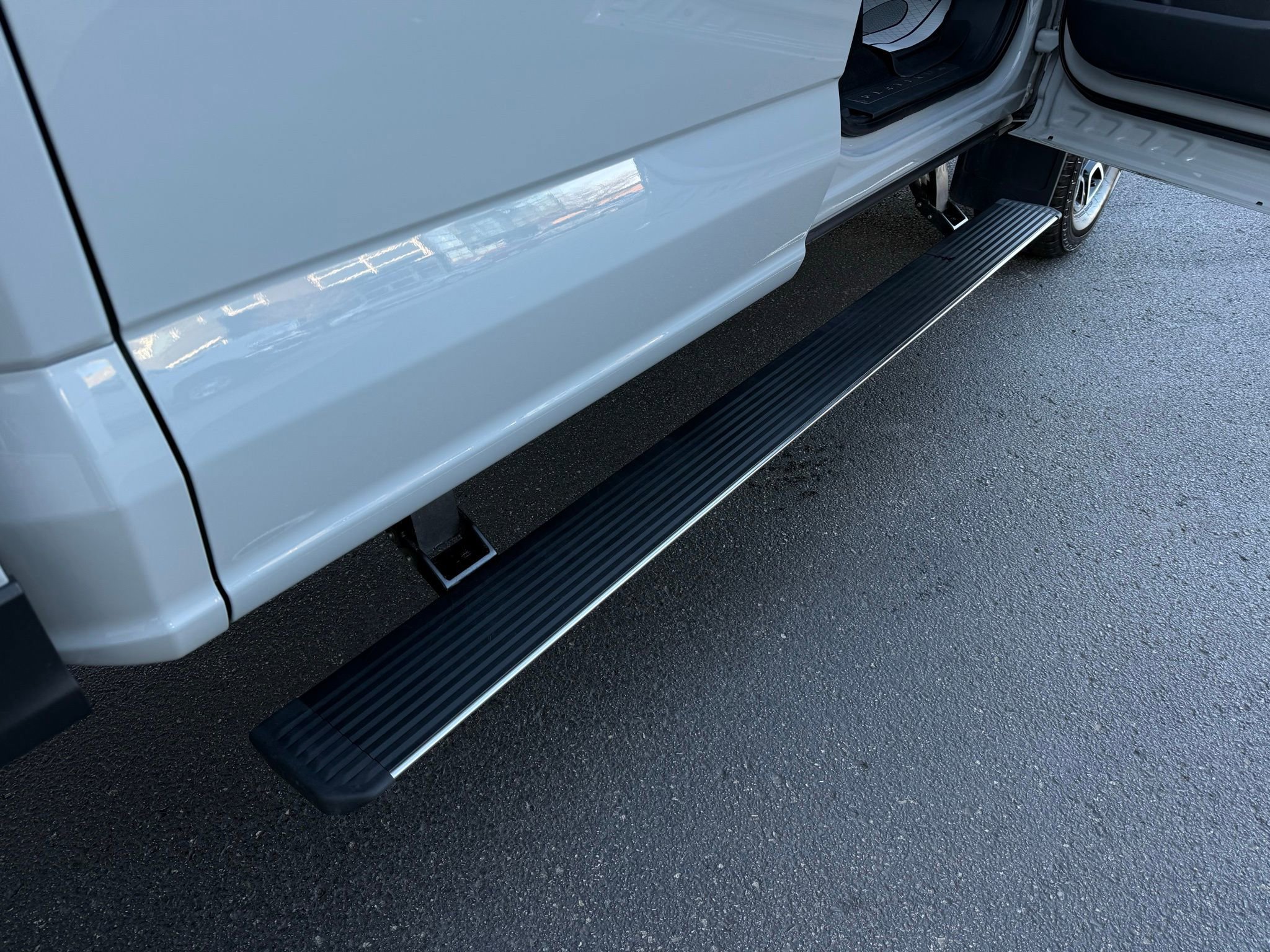 Used 2025 Ford F250 Platinum image 27