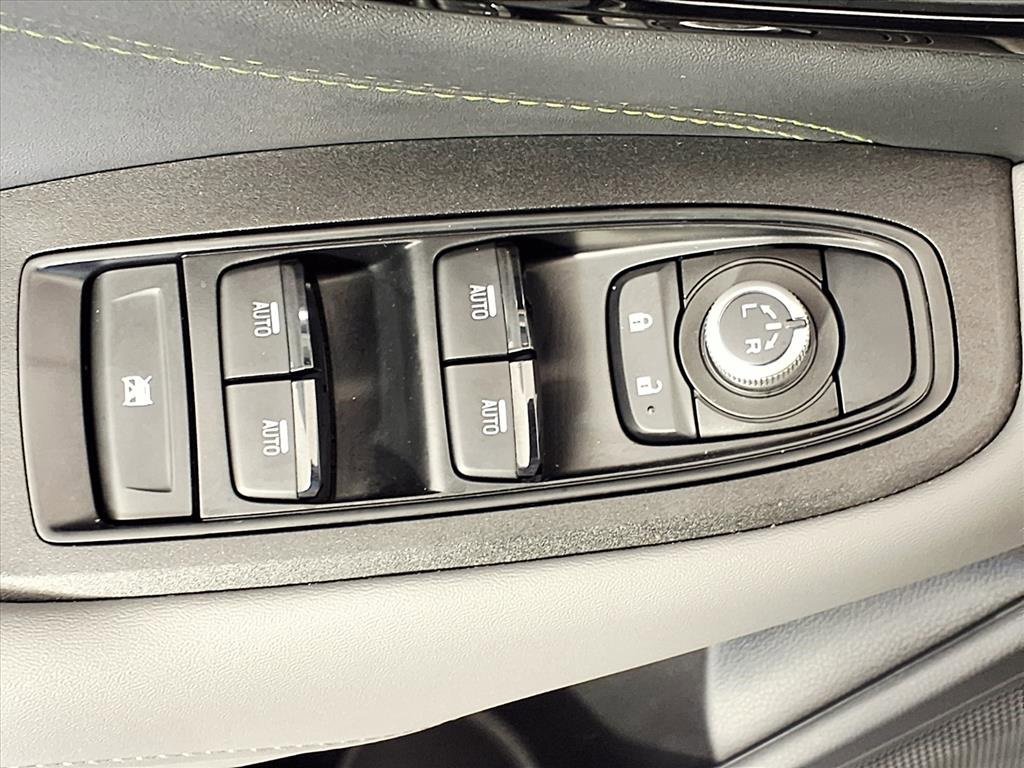 Certified 2025 Subaru Outback Onyx Edition image 16