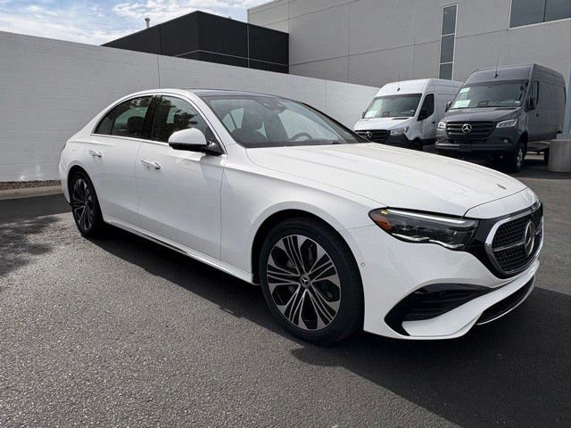 New 2026 Mercedes-Benz E 350 4MATIC Sedan image 9