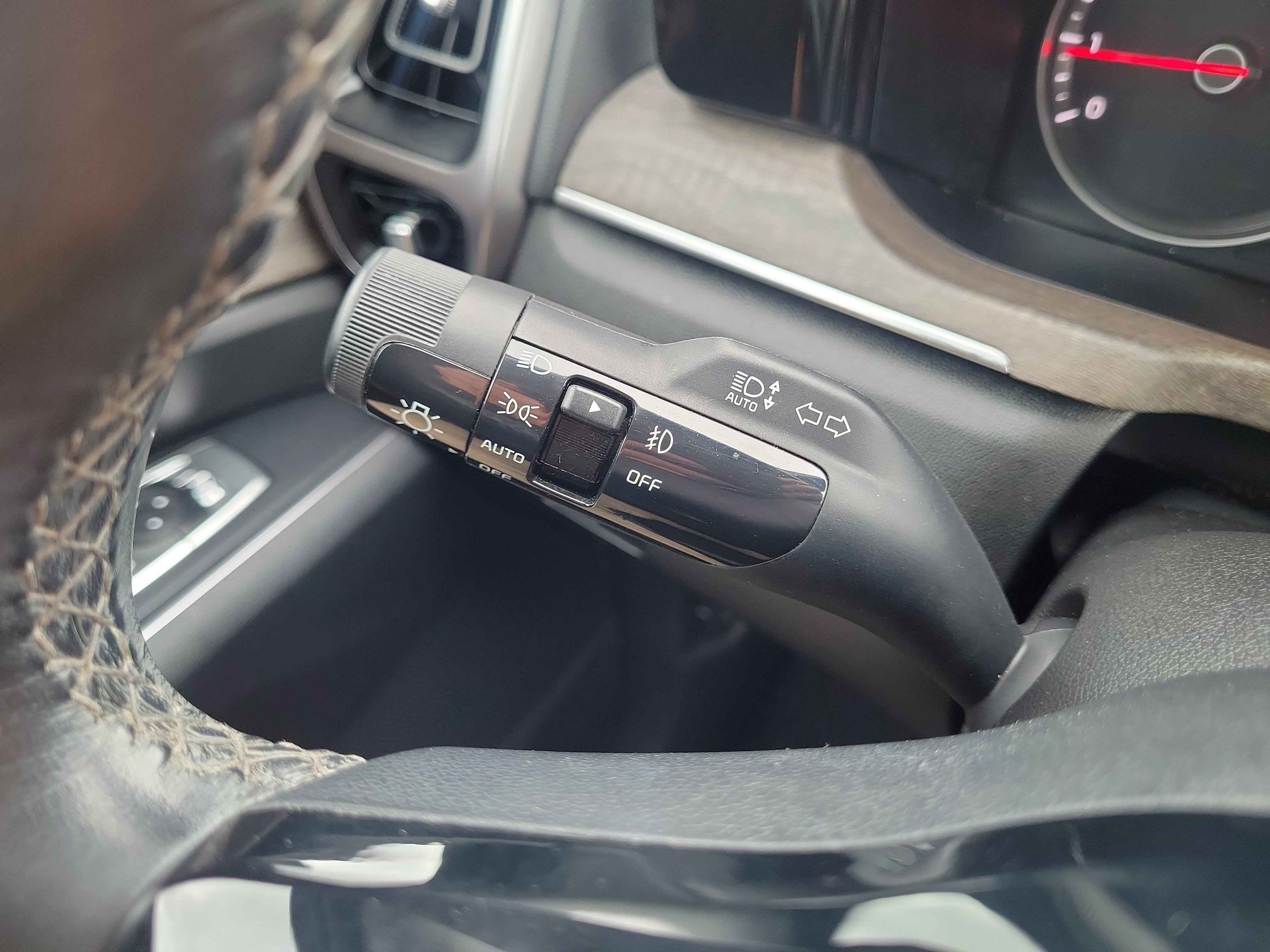 Certified 2023 Kia Sorento X-Line EX AWD/4WD image 31