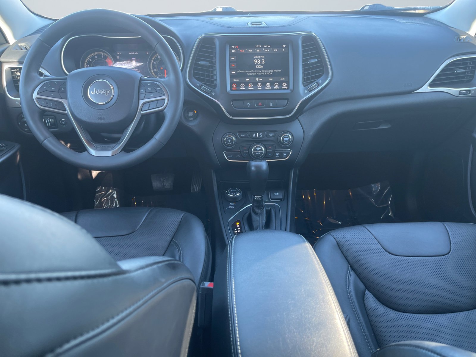 Used 2021 Jeep Cherokee Latitude Lux w/ Comfort/Convenience Group image 11