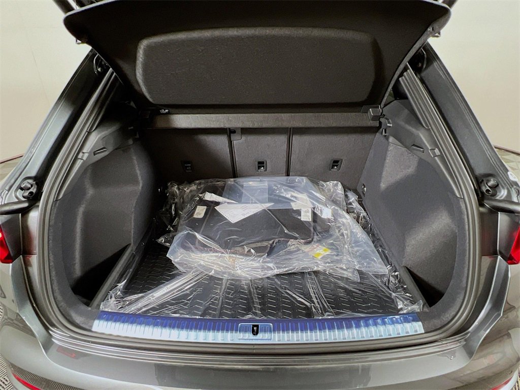 New 2025 Audi Q3 2.0T Premium Plus image 26